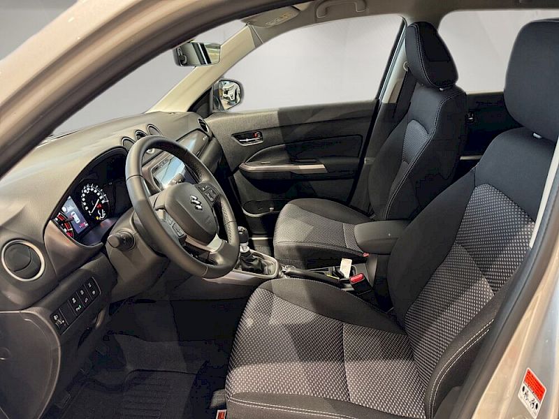 Suzuki Vitara 1,5 Hybrid ALLGRIP 6AGS shine