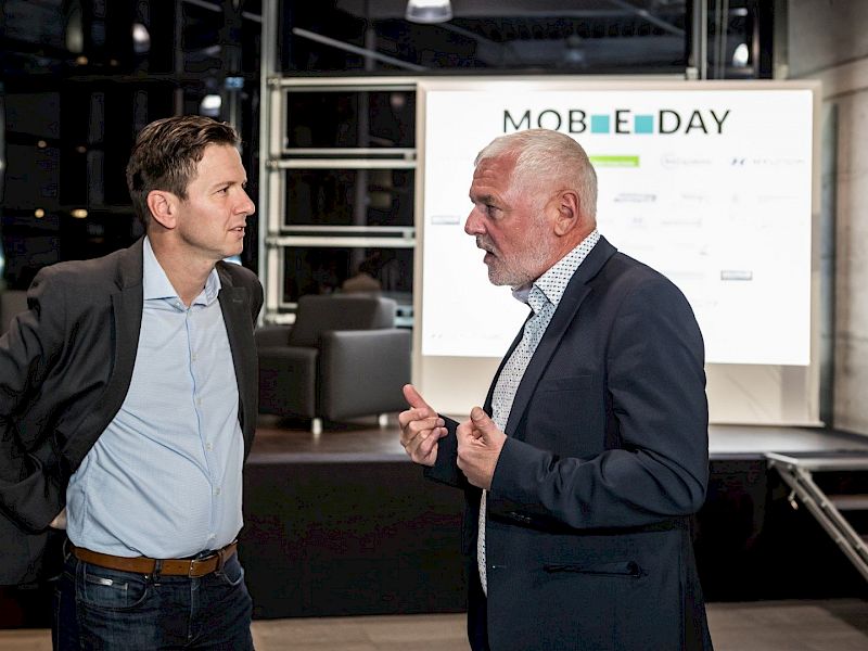 Bild 8-1.800x600.jpg