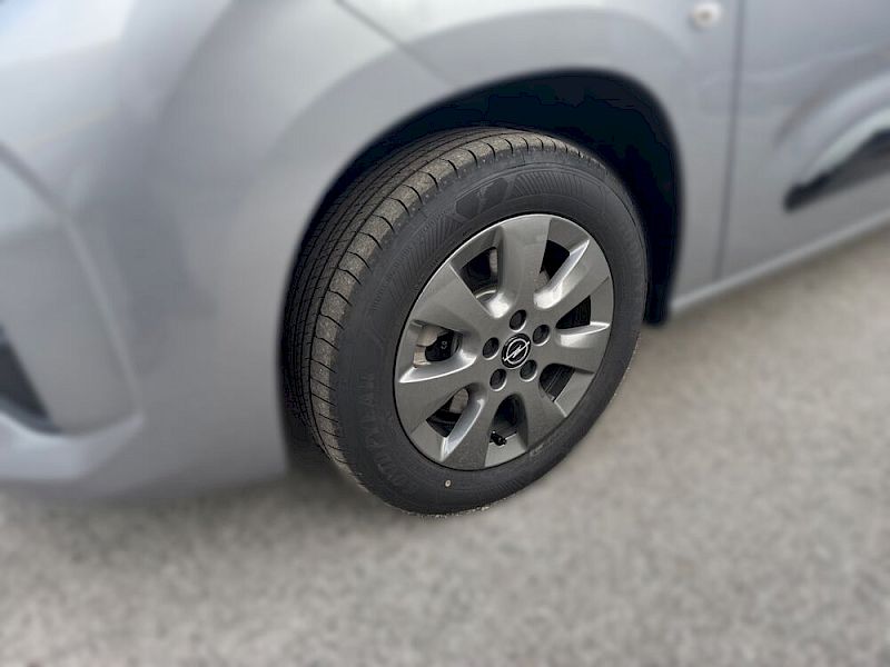 Opel Combo 1,5 GS XL *7-Sitzer*