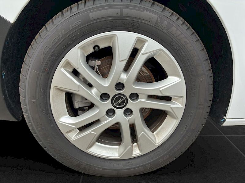 Opel Vivaro Basis M (L2)