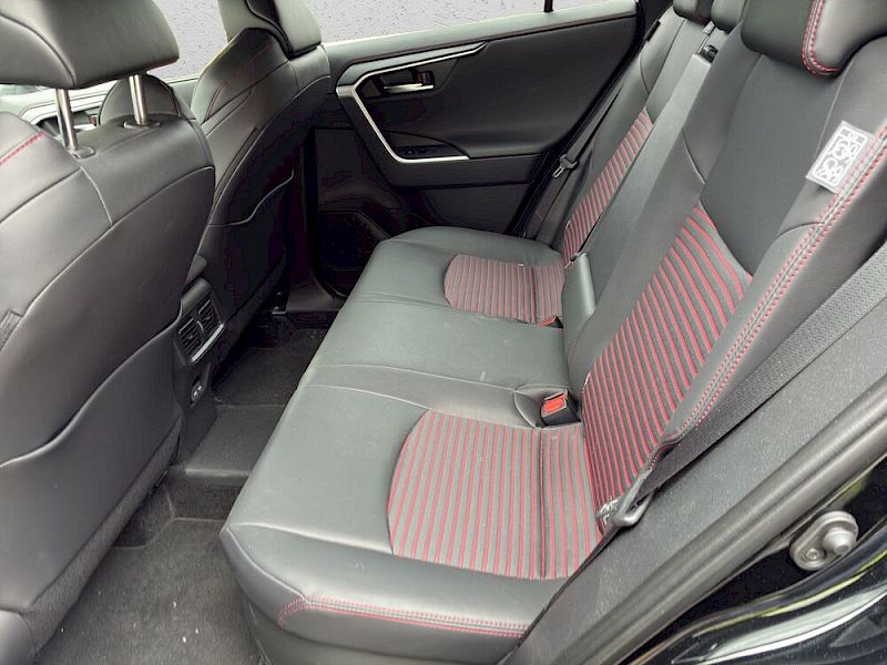 Suzuki Across 2,5 PHEV E-Four Flash CVT