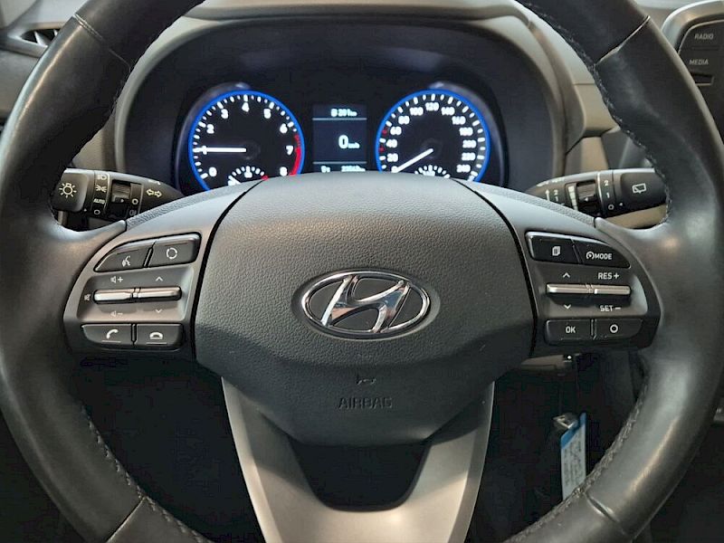 Hyundai Kona KONA Level 3 1,0 T-GDi 2WD 6MT