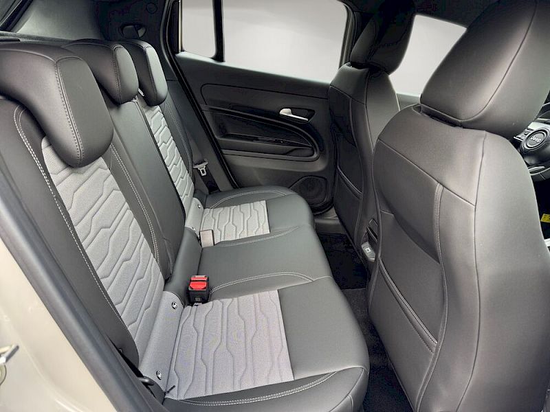 Jeep Avenger Upland Mild-Hybrid 4xe