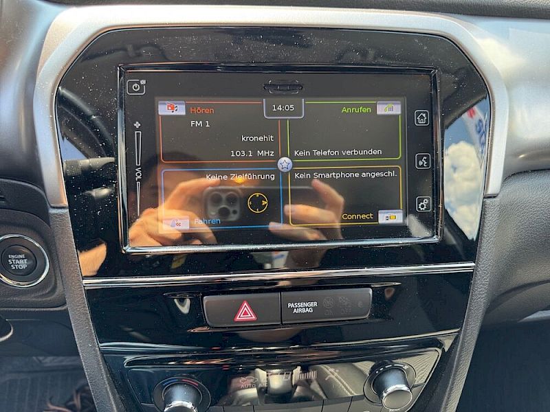 Suzuki Vitara 1,4 AllGrip Shine Aut. *8-fach Bereifung*