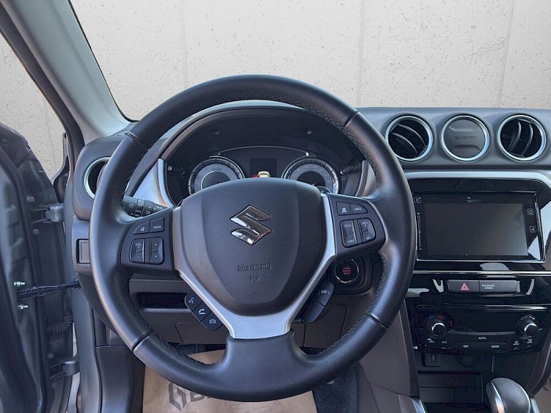 Suzuki Vitara 1,5 Hybrid ALLGRIP 6AGS shine