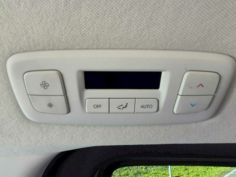 Hyundai Staria STARIA Trend Line 2,2 CRDi 4WD AT